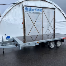Plattformssläp 4521 Temared 2700kg