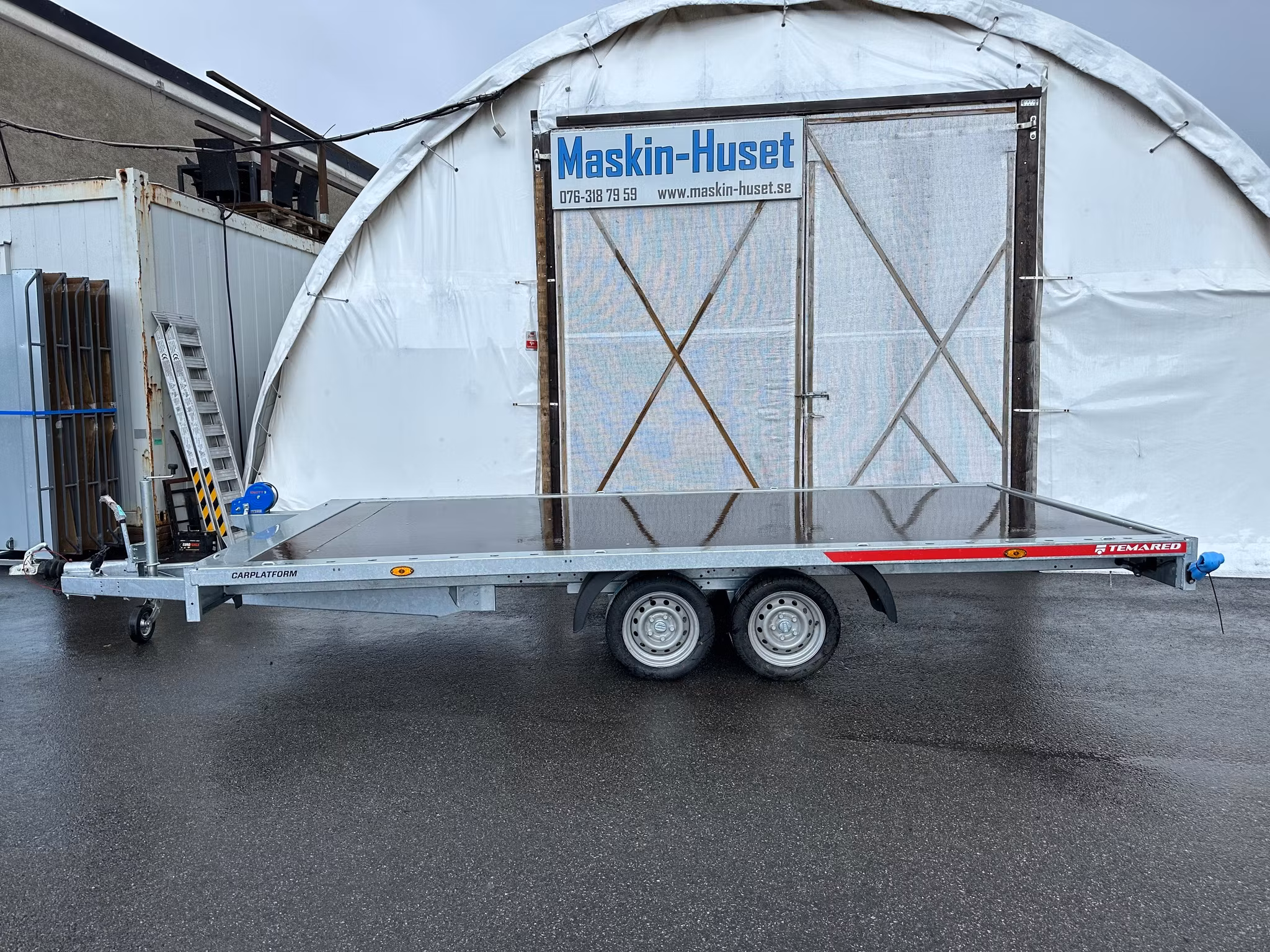 Plattformssläp 4521 Temared 2700kg