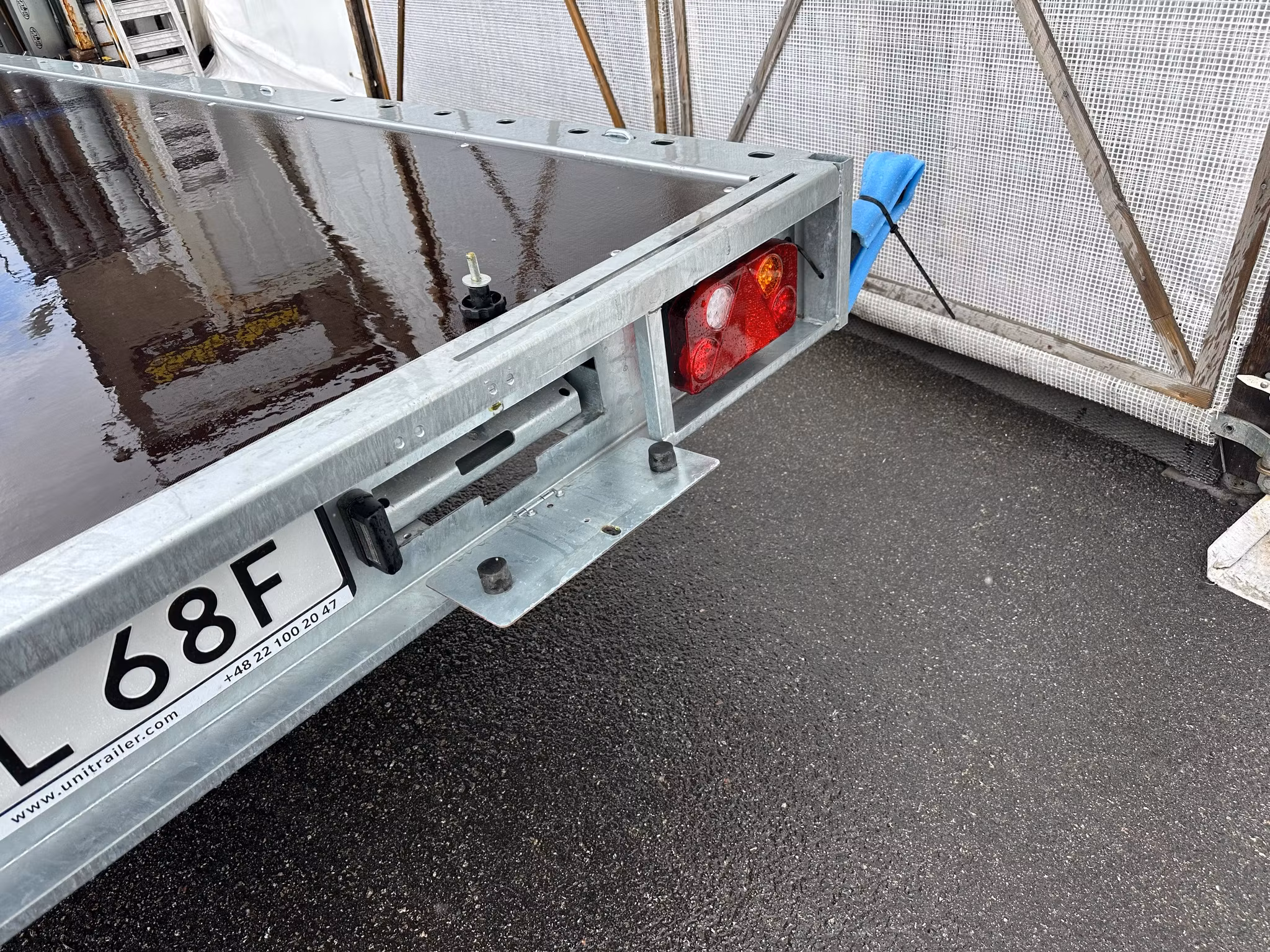 Plattformssläp 4521 Temared 2700kg