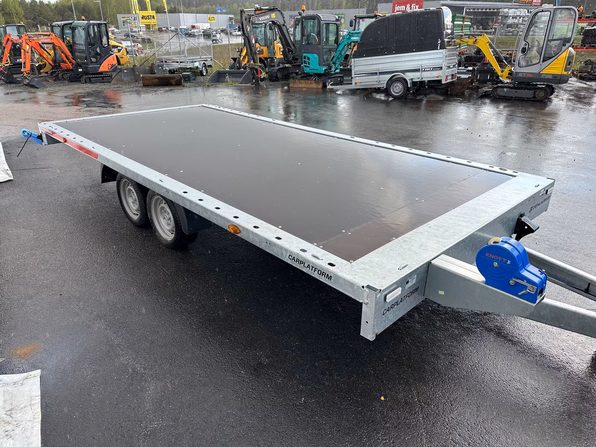 Plattformssläp 4521 Temared 2700kg