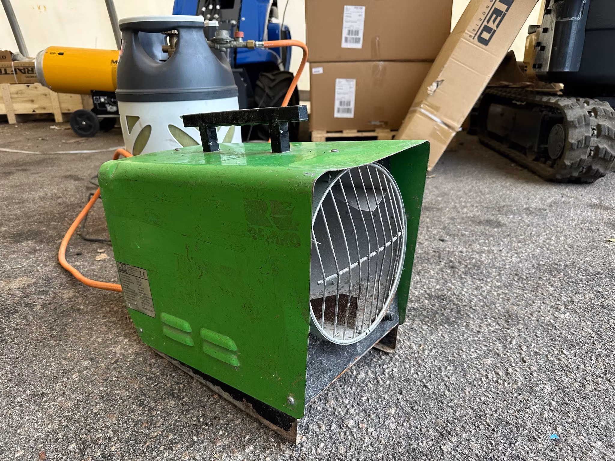 Gasolvärmare Remko PGM 30 10-26kW med termostat