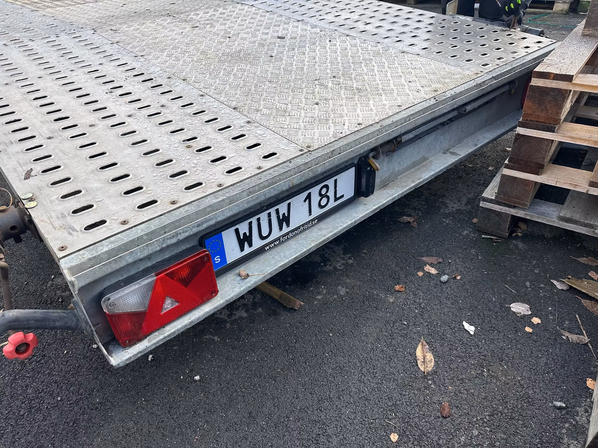 Maskinsläp / plattformssläp 3500kg