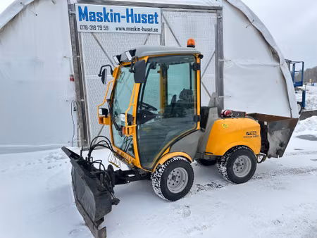 Stiga Titan 32H Redskapsbärare