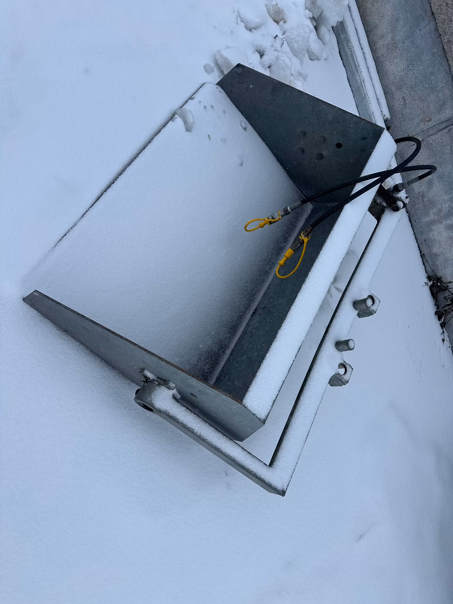 Stiga Titan 32H Redskapsbärare