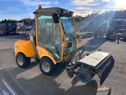 Stiga Titan 32H Redskapsbärare