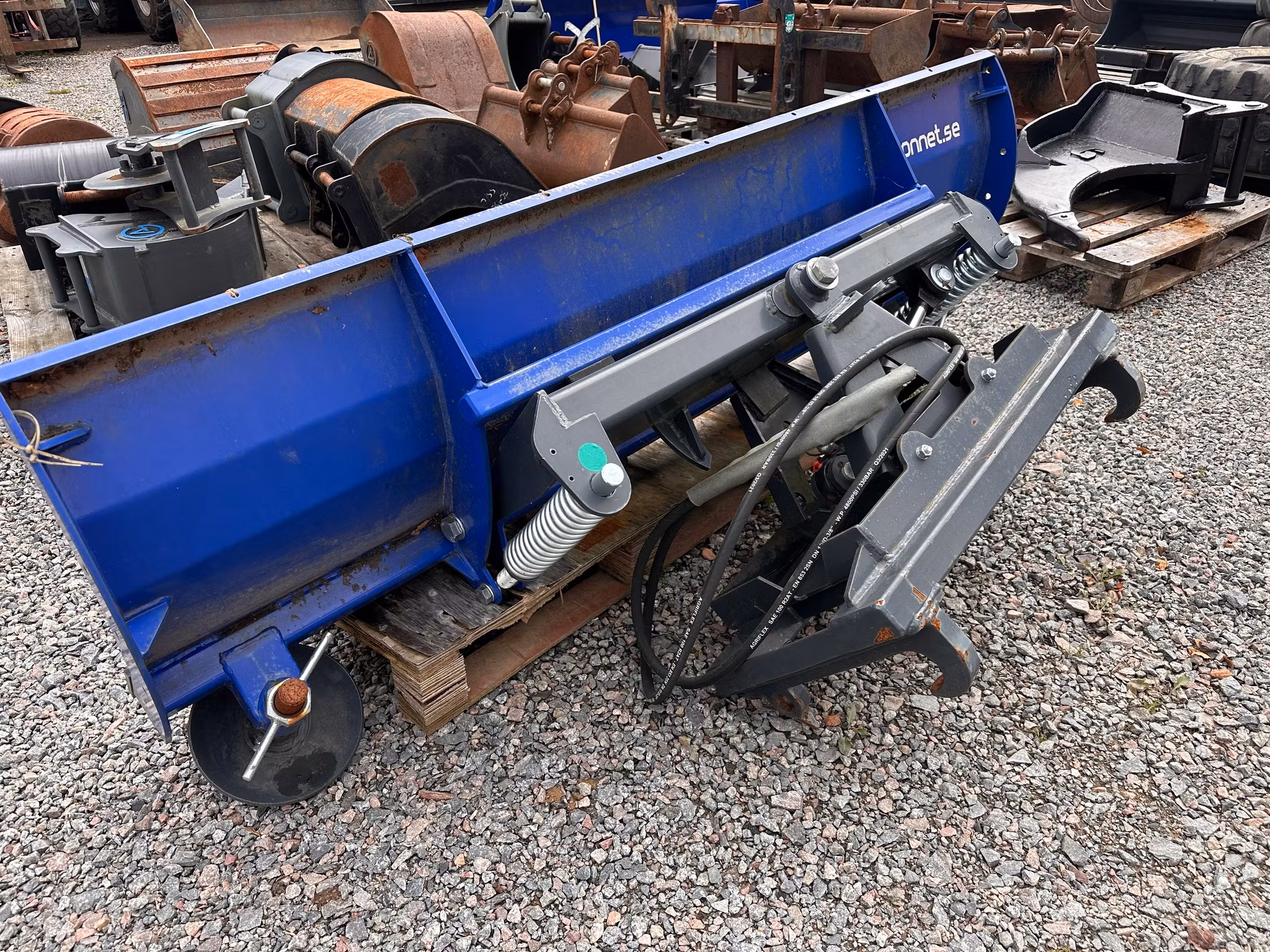 Snöplog Diagonal hydraulisk svängning 2m Trima / SMS fäste