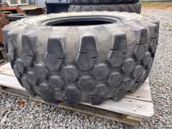 Däck Michelin 400/70-20"