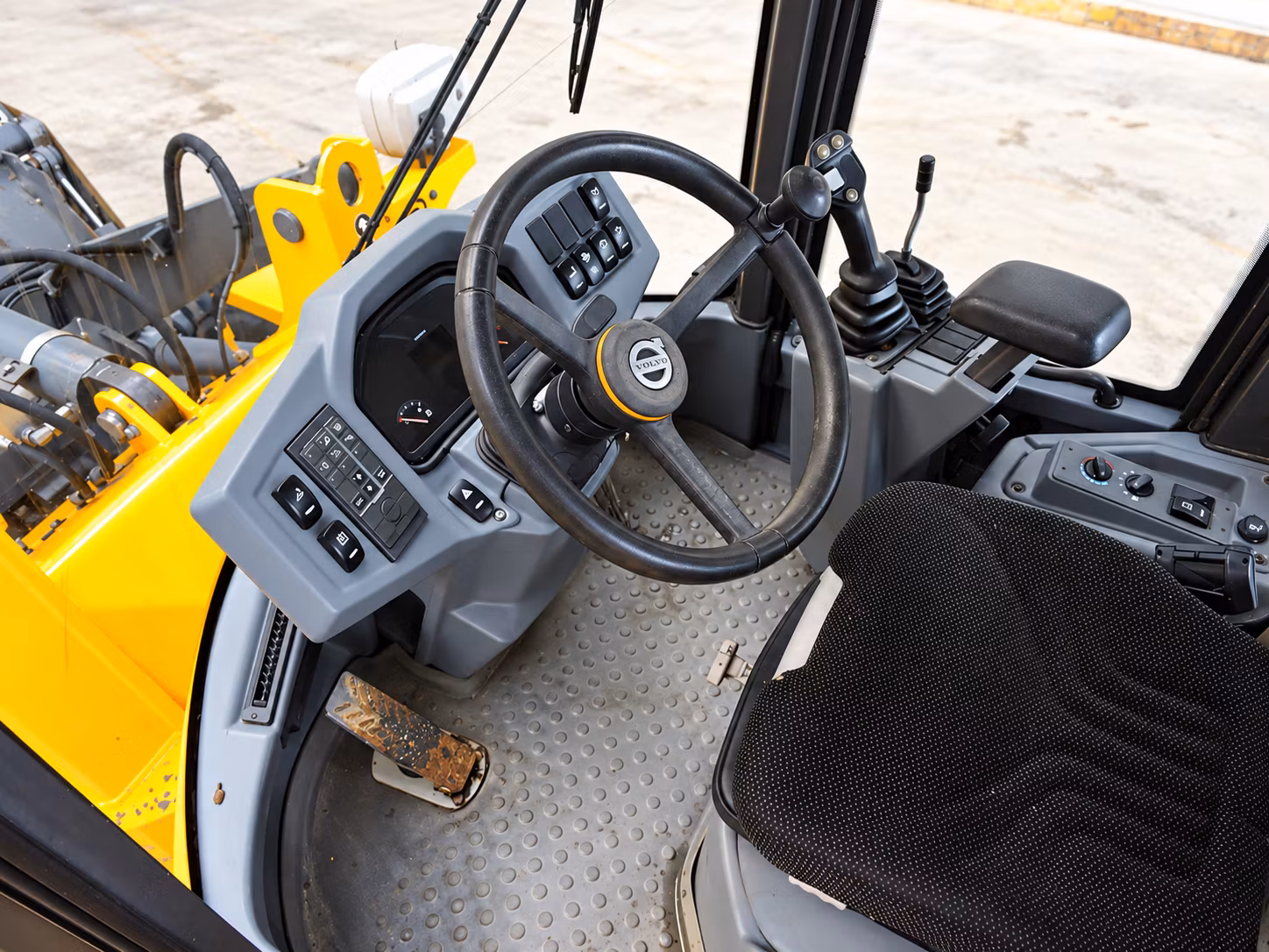Volvo L30G