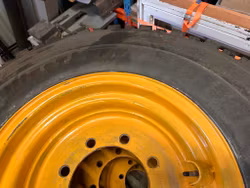 Däck Sajpade M+S vinter 335/80-20" / 4st till Lastmaskin mm