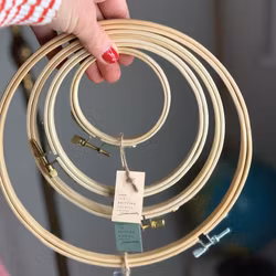 Sett med broderingsringer