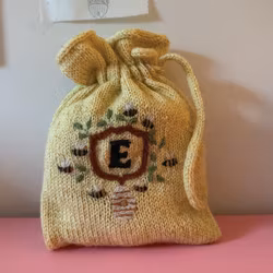 One - Puttoppi Pose Broderikit