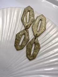 Pieces gold