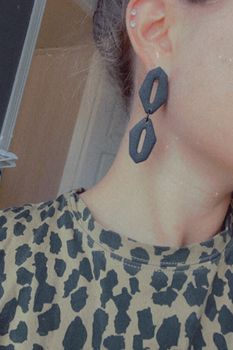 Pieces (Svart/beige)