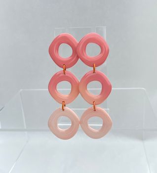 Uneven circle (glossy fade peach)