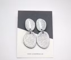 Glossy stone (glitter/silver)