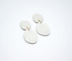 Glossy stone (skimrande vit)