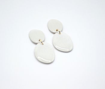 Glossy stone (skimrande vit)