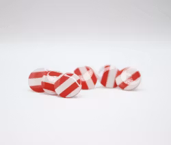 Röd/vita studs gloss
