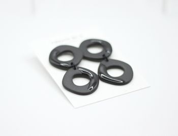 Uneven circle (Svart/matt/gloss)