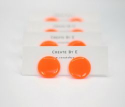 Studs (neon orange/gloss)