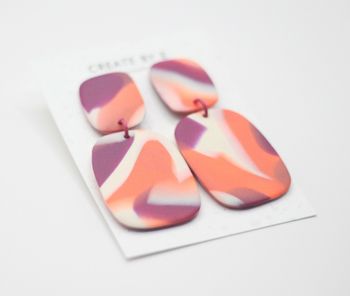 Soft edges (orange/magenta)