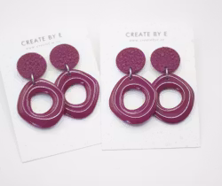 Uneven circle (magenta/gloss)
