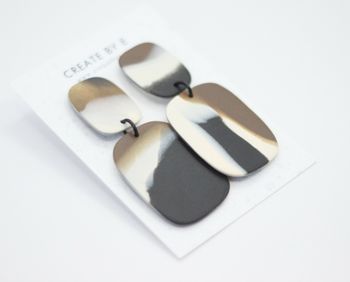 Soft edges (svart/brun melerad)