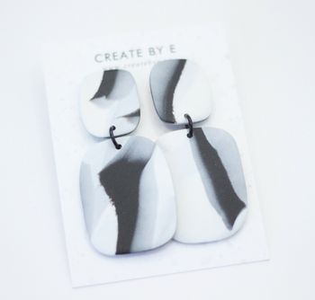 Soft edges (svart/vit melerad)