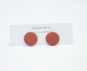Matta studs (rostbrun)