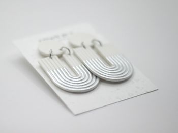 Curve (vit/silver)
