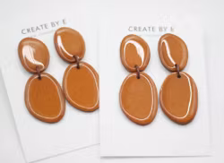 Glossy stone (rost/metallic)