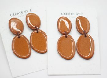Glossy stone (rost/metallic)