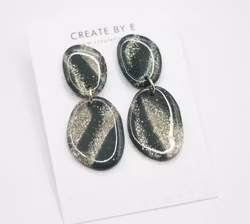 Glossy stone (mörkgrön/guldglitter)