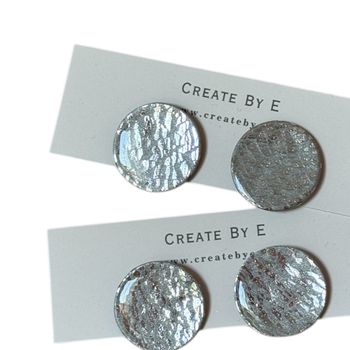 Glossy studs (silver)