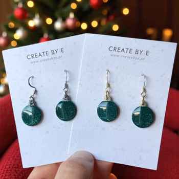 Glossiga julkulor på krok (flera färgval)