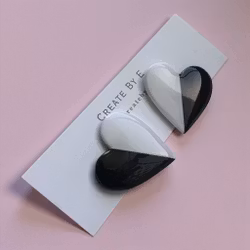 Glossiga hjärtan (svart/vit)