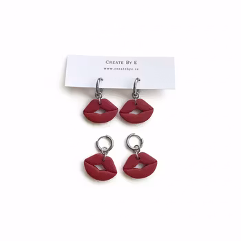 Matta små läppar på ring