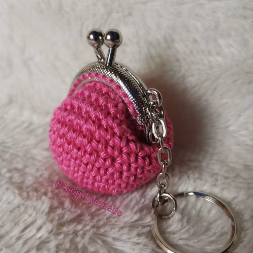 Virkad portmonnä/minibörs med nyckelring