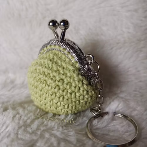 Virkad portmonnä/minibörs med nyckelring