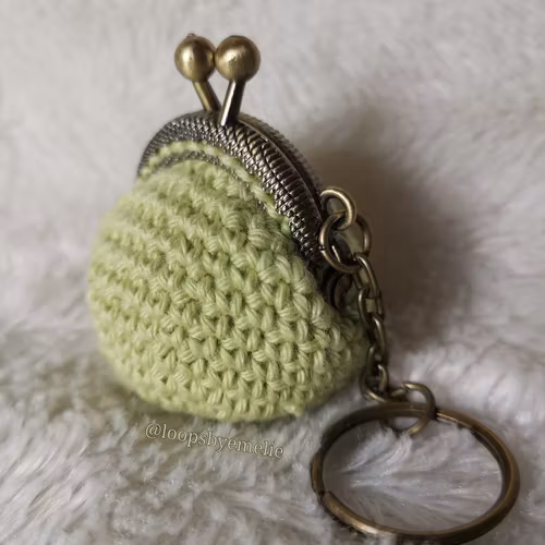 Virkad portmonnä/minibörs med nyckelring