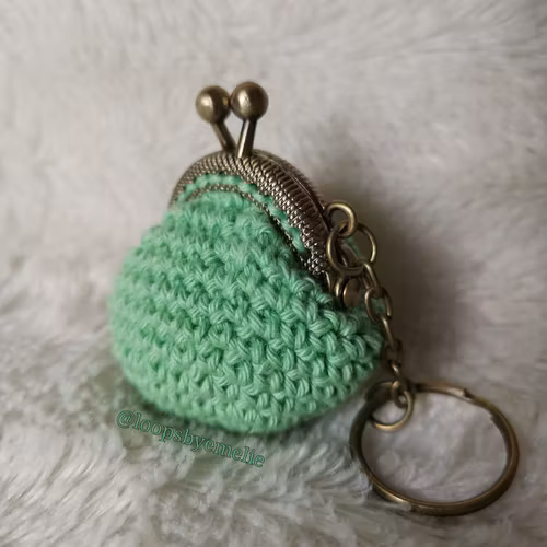 Virkad portmonnä/minibörs med nyckelring