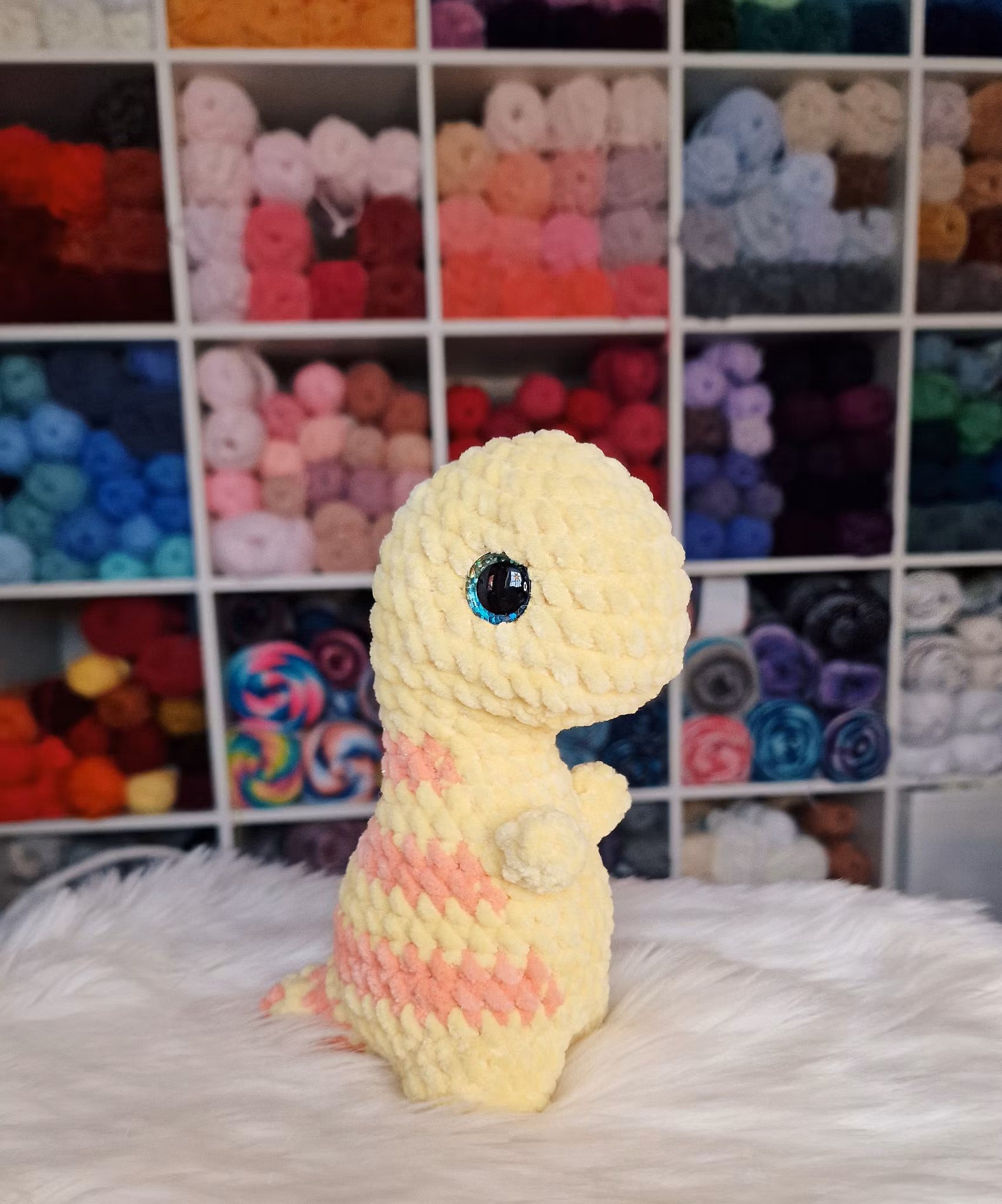 Mini dino