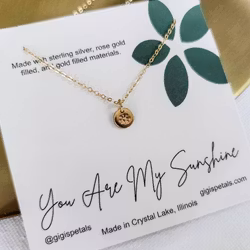 Gigis Petals - "You are my Sunshine" Gullkjede
