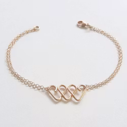 Vintage Stamp Jewels - "Infinite MUM Love" Armbånd I Gull