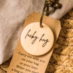 Kutuu -  Keyring - LUCKY HUG