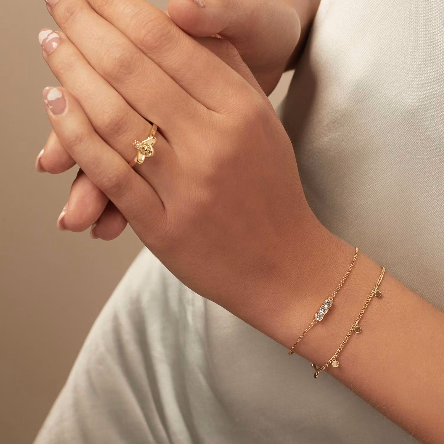 Wanderlust + Co - Belle Gold Curb Chain Bracelet