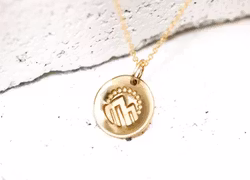 "Pieces of me Gold Necklace" - Adventurous