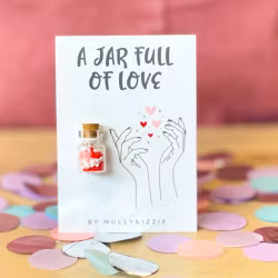 Molly & Izzie - A Jar full of Love - Rosa og rød