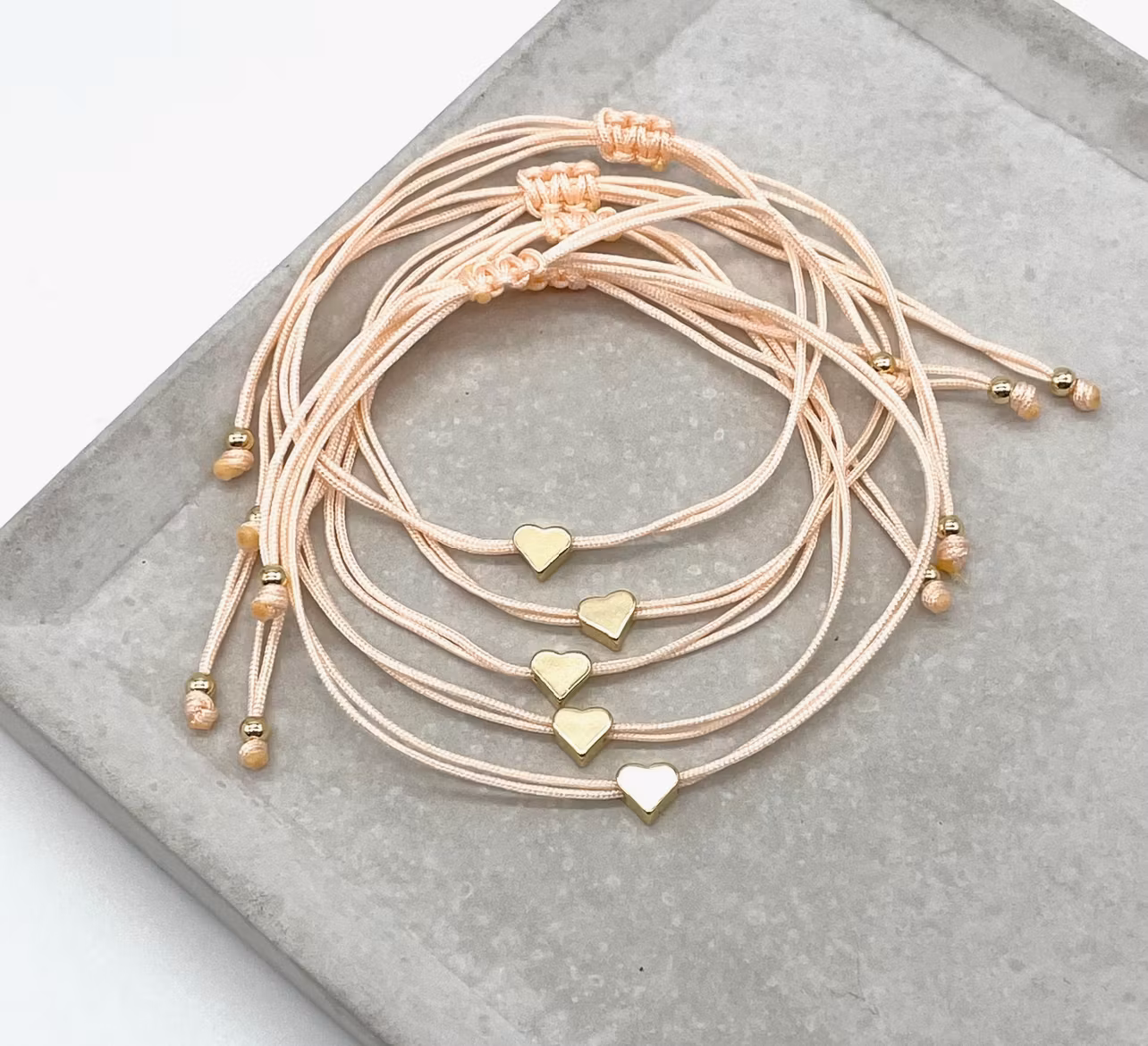 Parsley & Pepper - Friendship Bracelet - Heart -Peach