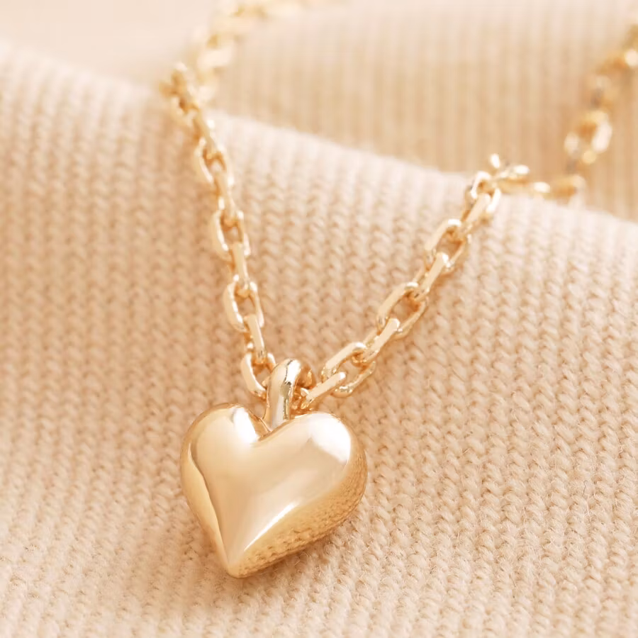 Lisa Angel - Tiny Heart Pendant Necklace in Gold